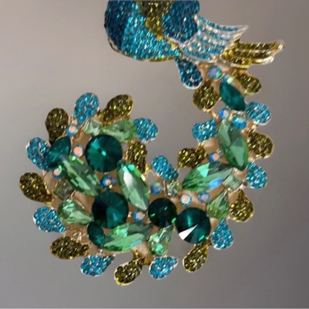 Piper K Vibrant Peacock Brooch with Blue and Green Accents - Picture 2 of 4